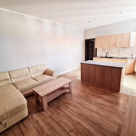 Ines Apartament Ostrow Wielkopolski Exterior photo